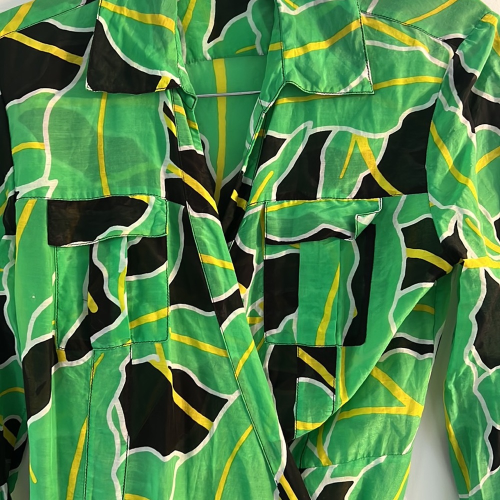 DVF wrap dress coverup. Size M - Picture 4 of 8